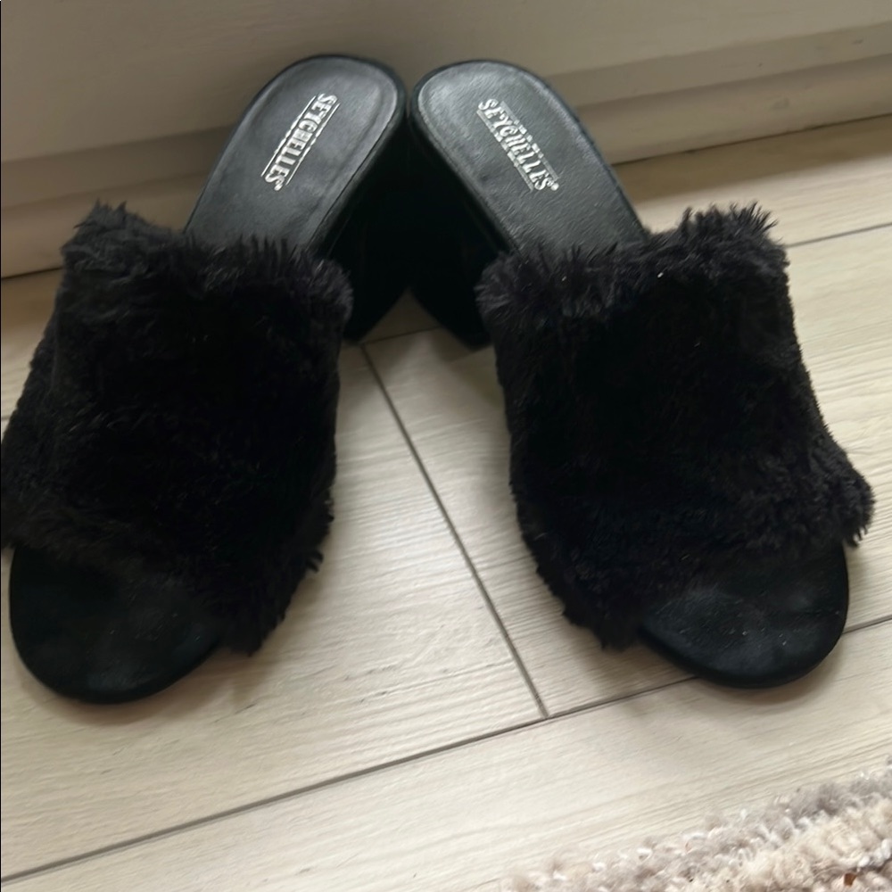 Seychelles Black Mules Plush Faux Fur